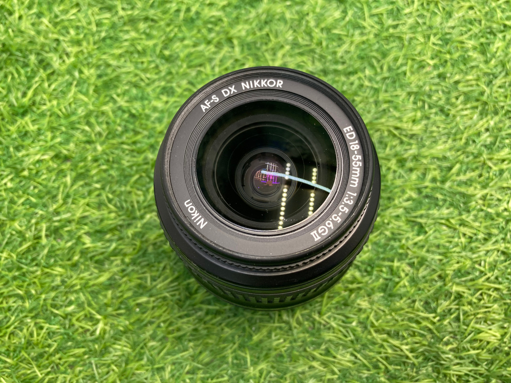 Nikon 18-55mm 3.5-5.6G II AF-S DX ED