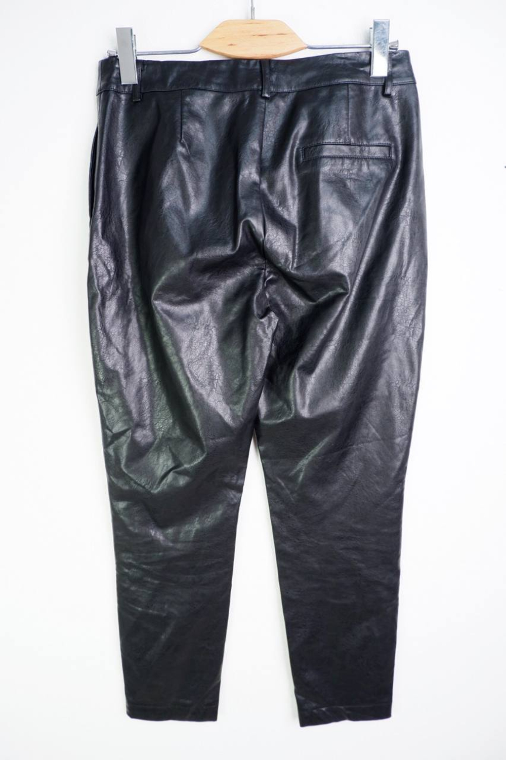 Брюки Reserved для стильного образа, маркировка М, визуально на 46 размер