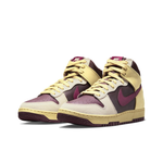 Женские кроссовки Nike Dunk High 1985 'Valentine's Day' FD0794-700