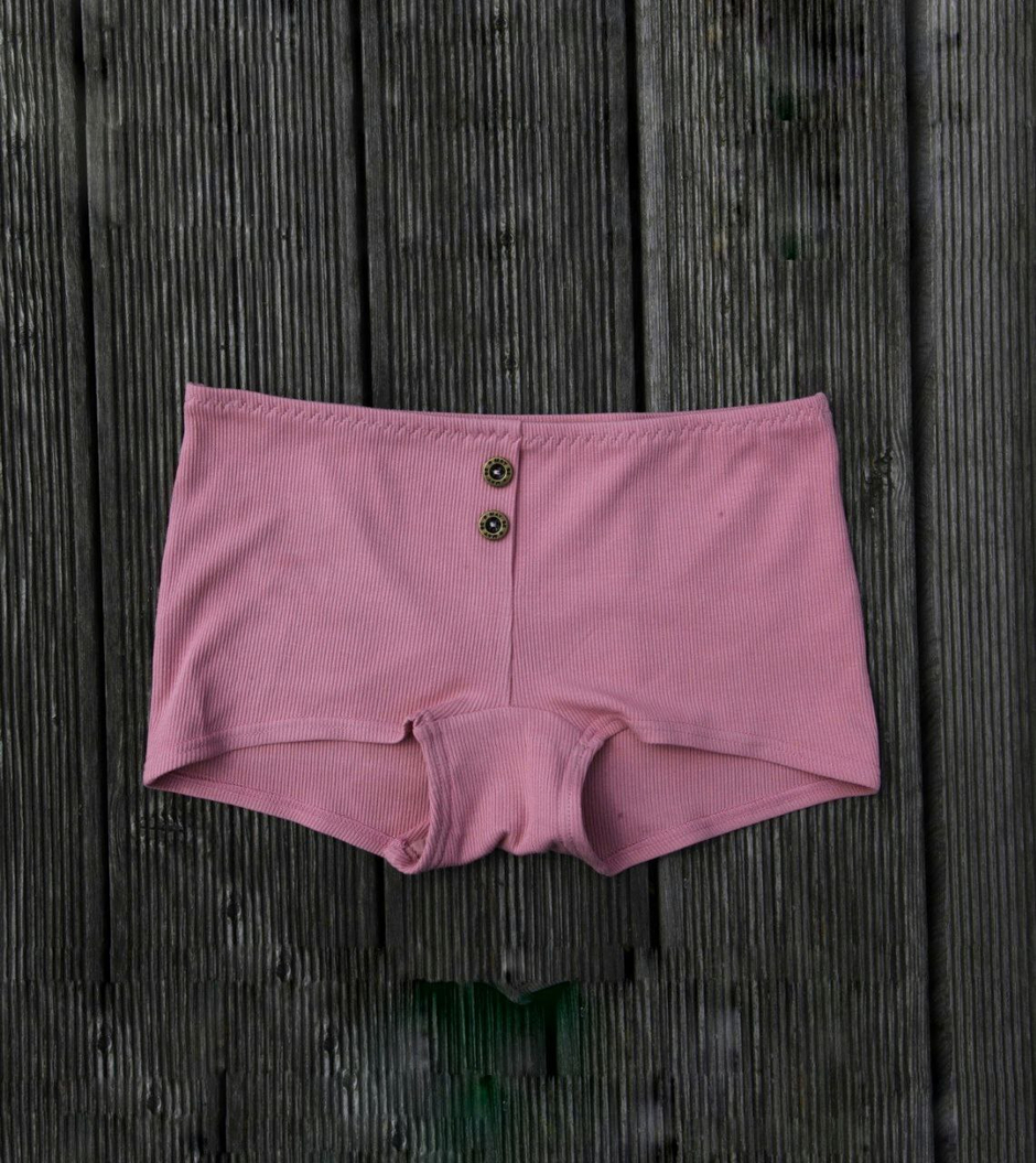 Rose Button. Шортики с пуговицами