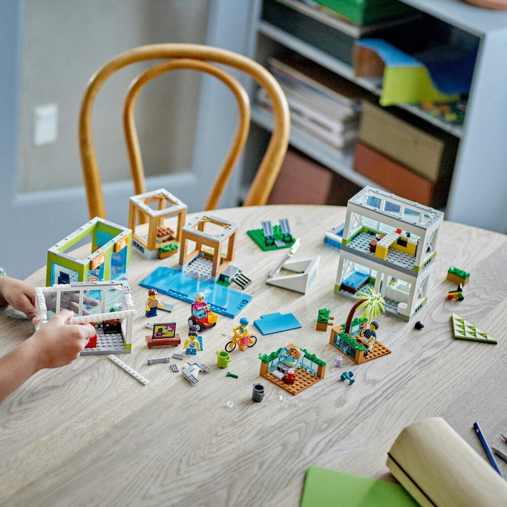 LEGO City - Многоквартирный дом 60365