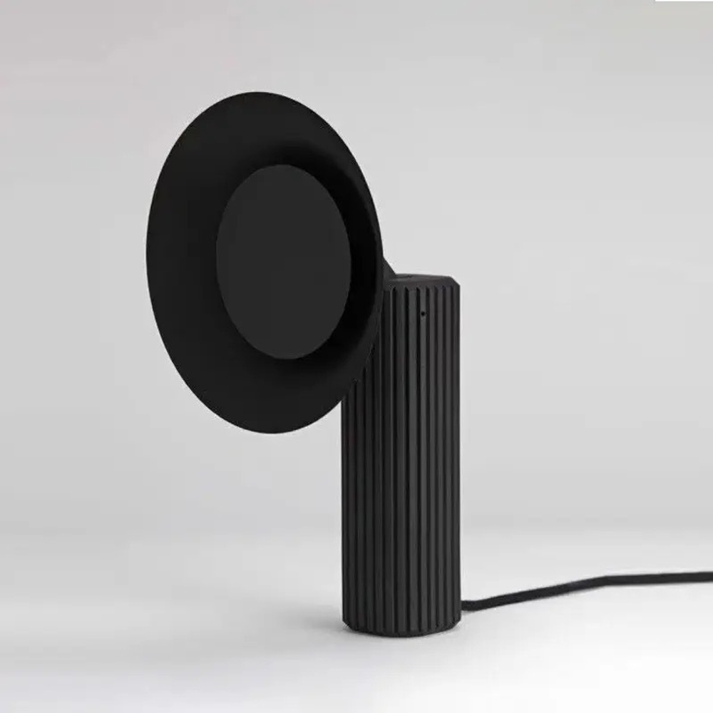 Table design lamp Gioco by Hana Bellini