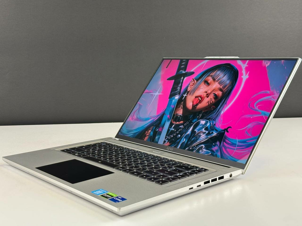 Ноутбук Gigabyte Aero 16 (RP86XE5) (Intel Core i7-12700H/16Gb/1Tb SSD/Nvidia RTX3070Ti/16' 4K+ OLED/Win11)
