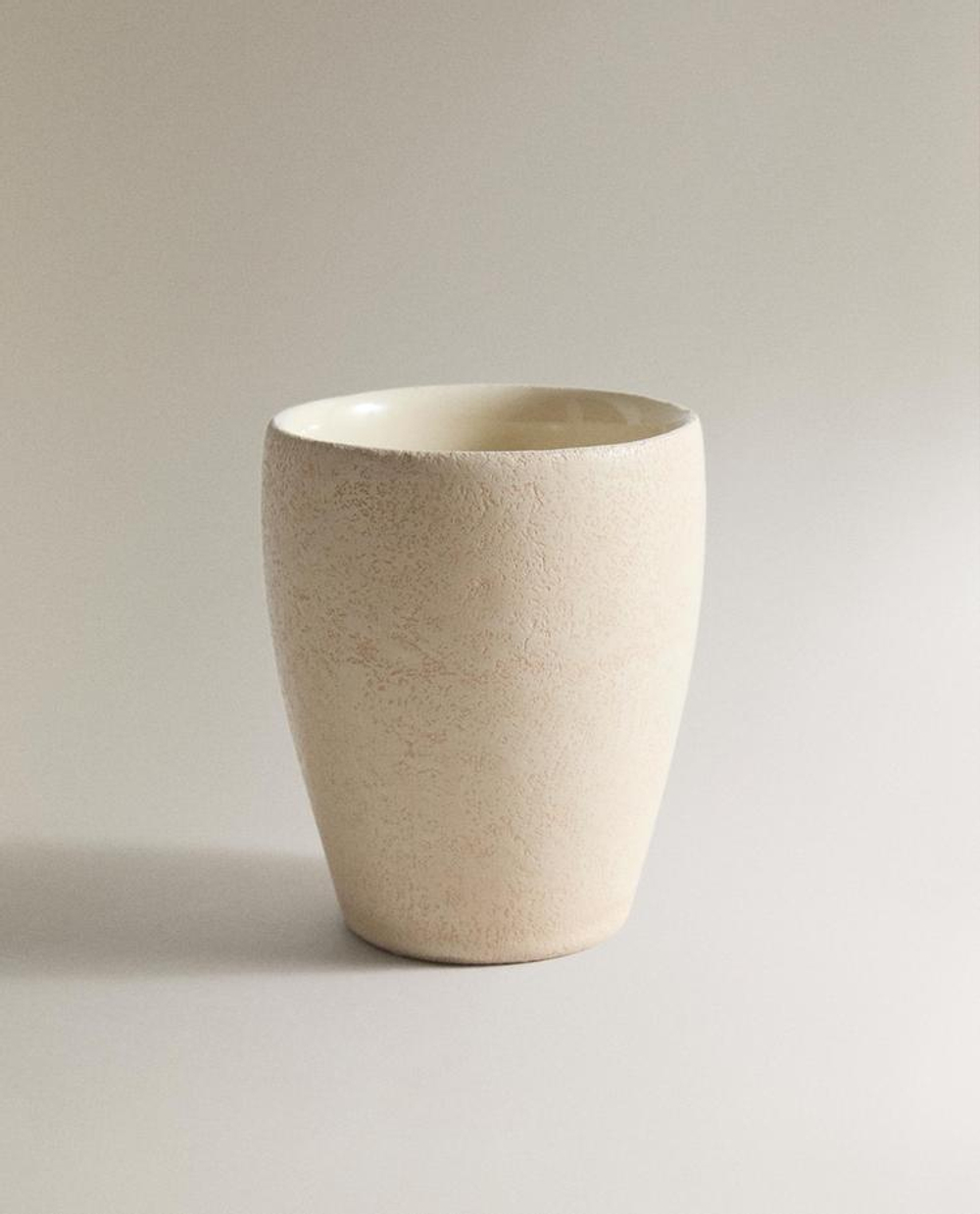 ZARA HOME СТАКАН ДЛЯ ЗУБНЫХ ЩЕТОК ИЗ КЕРАМИКИ, СЕРЫЙ