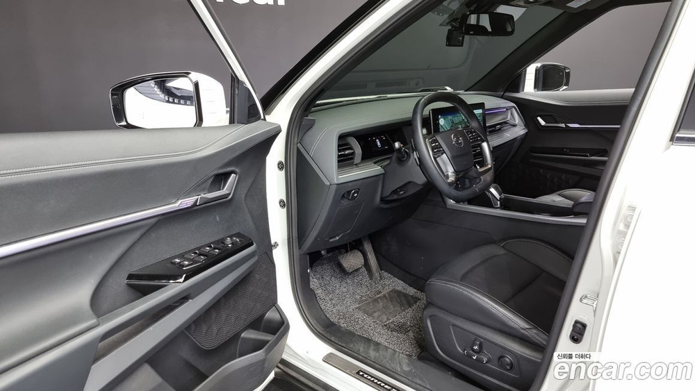 KG Mobility (Ssangyong) Torres Бензин 1.5 2WD (09.2022)