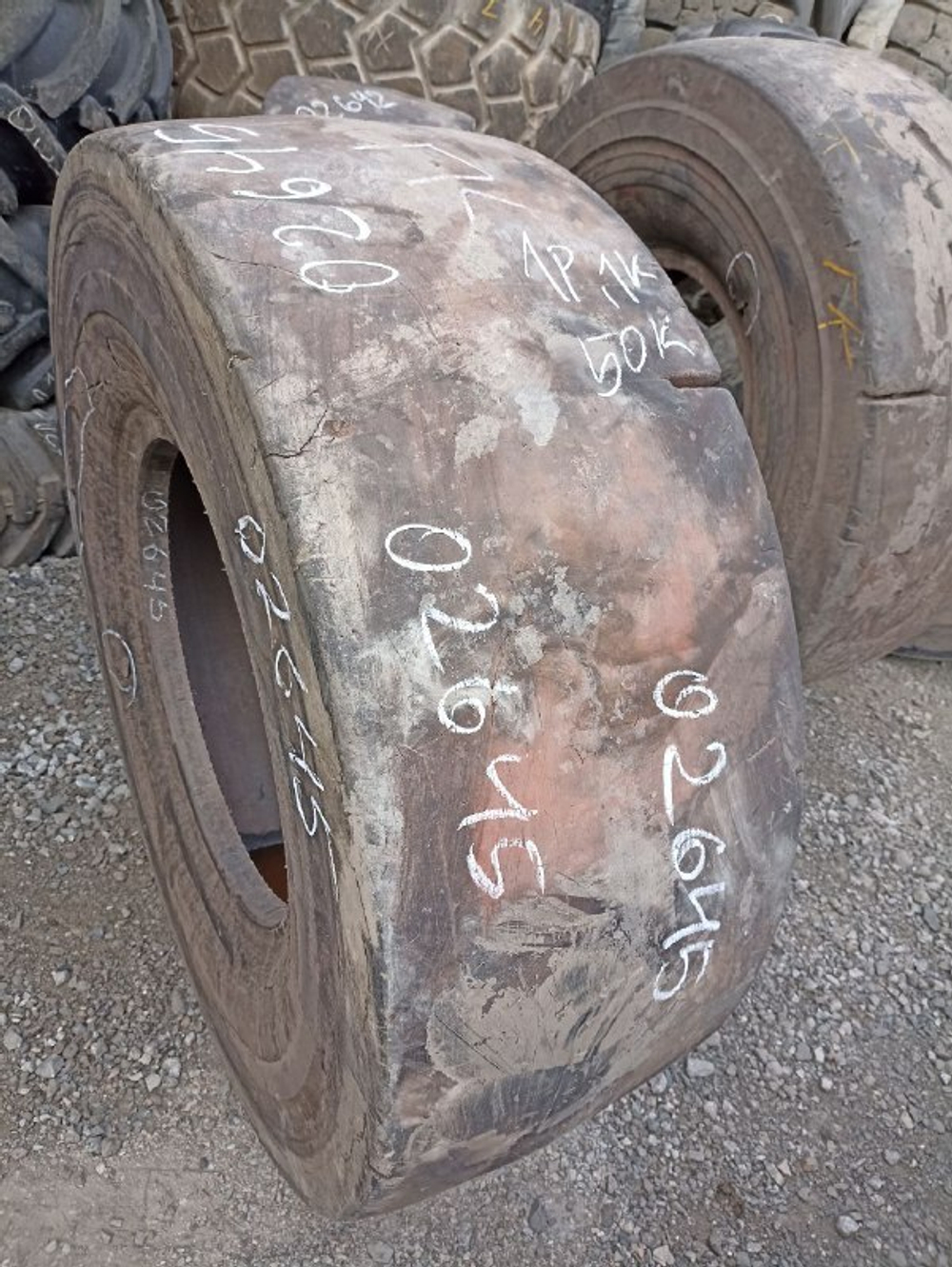 17.5R25 Bridgestone VSMS шина б/у