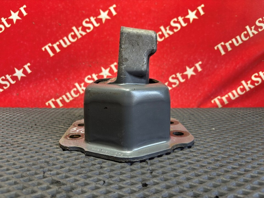 Подушка двигателя задняя 2018г