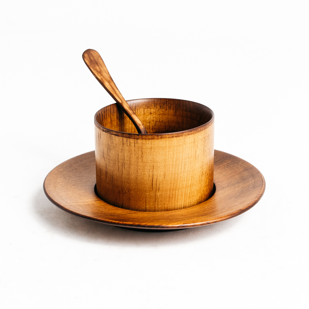 Деревянный набор - кофейная пара и ложка из древесины кедра. NC18