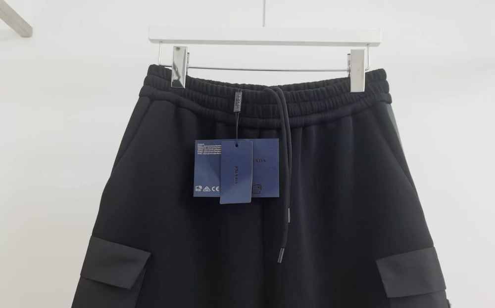 Шорты Prada