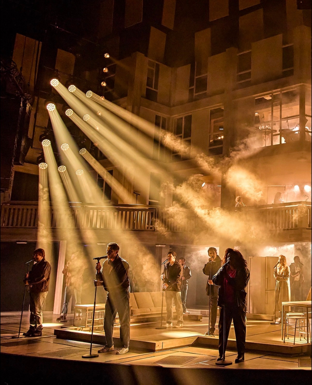 Световой прибор Amixled WASH 19x40 BEYE LITE