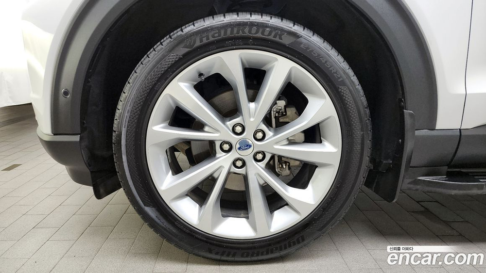 Ford Explorer 6 Generation 3.0 Platinum 4WD (04.2021)