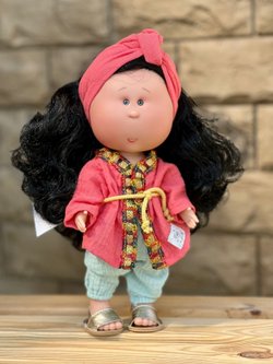 Кукла Nines виниловая 30см MIA CASE (1117)