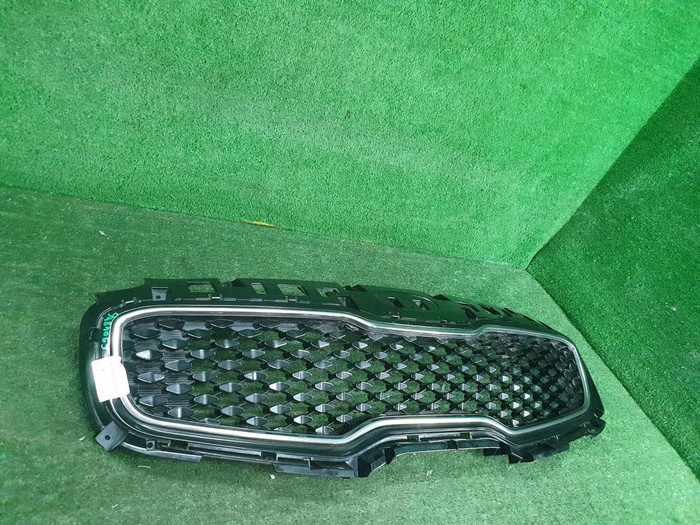 Решетка радиатора KIA Sportage 4 QL (2016-2018)