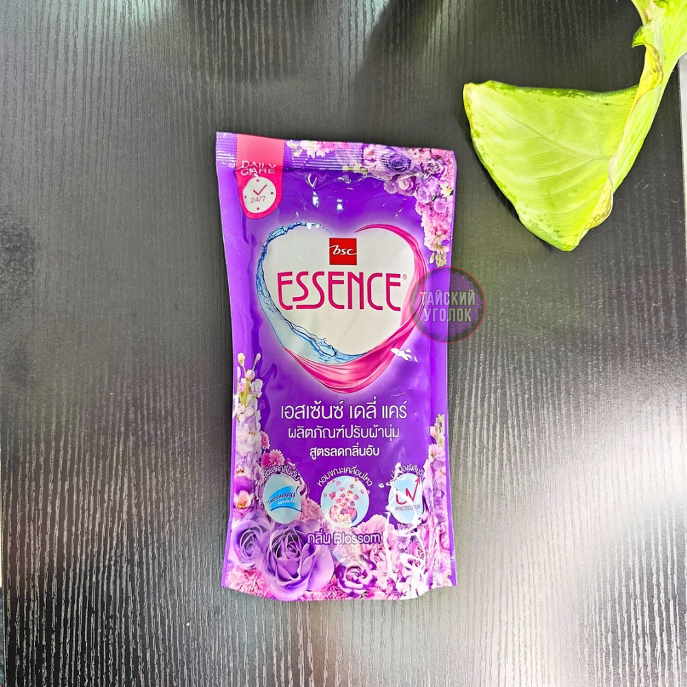 LION "Essence" Кондиционер для белья 600мл цвет (Blossom)