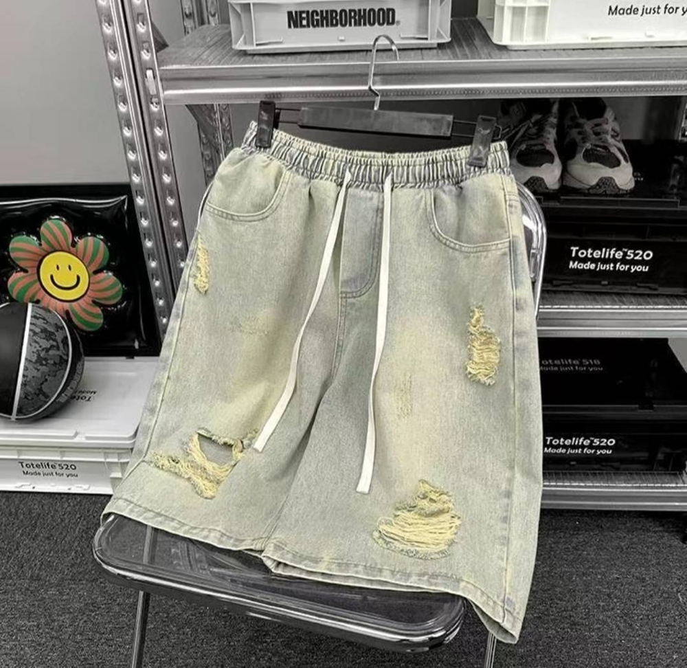 Джинсовые шорты