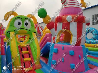 Коммерческий надувной батут "Парк развлечений 2" 12*7*7 м