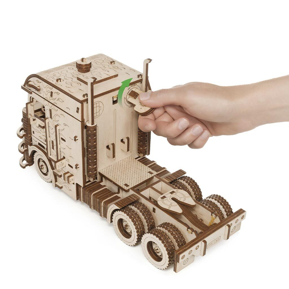 Грузовик Тягач Король дорог от EWA - Деревянный конструктор, сборная механическая модель, 3D пазл