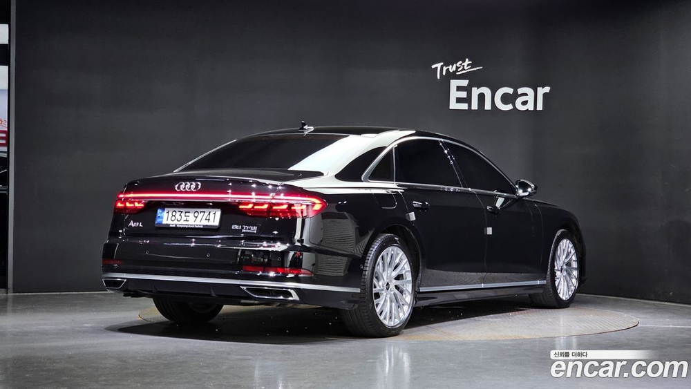 Audi A8 (D5) 55 TFSI Quattro LWB (07.2022)