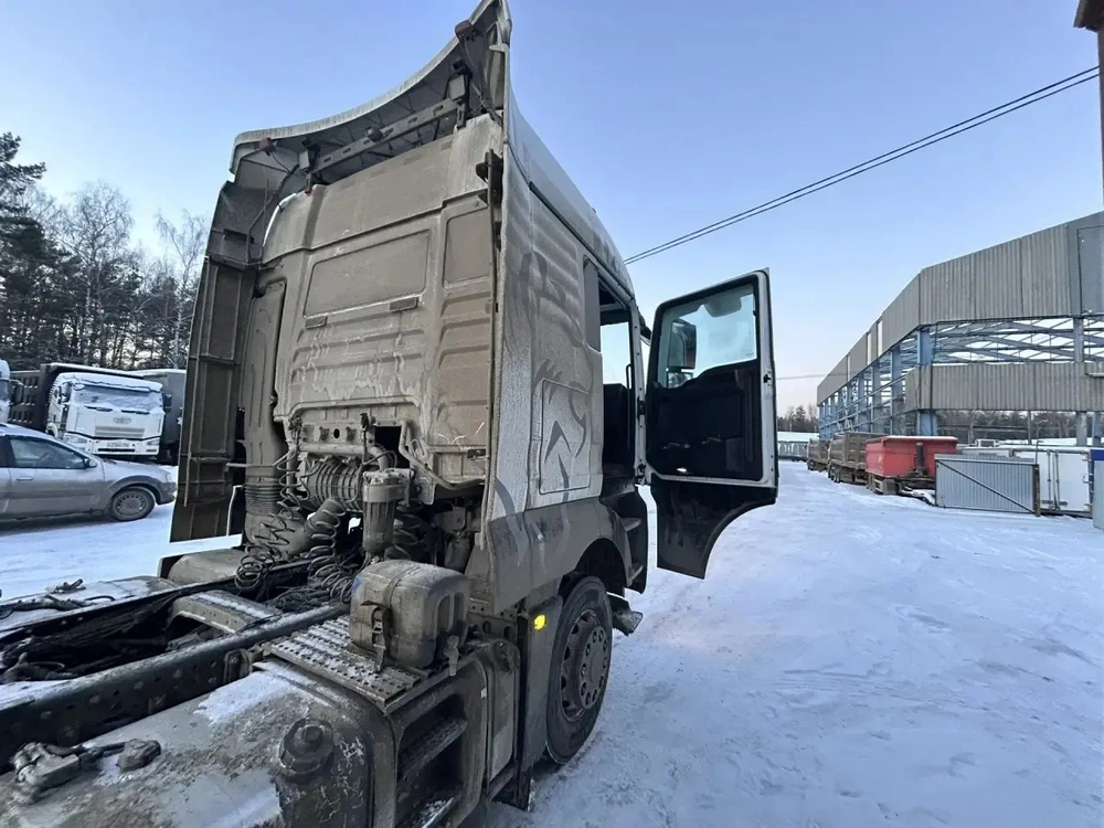SITRAK C7H 6x4 Седельный тягач ZZ4256V364HE (Дизельный, 12,4 л, 540 л.с., МТ)