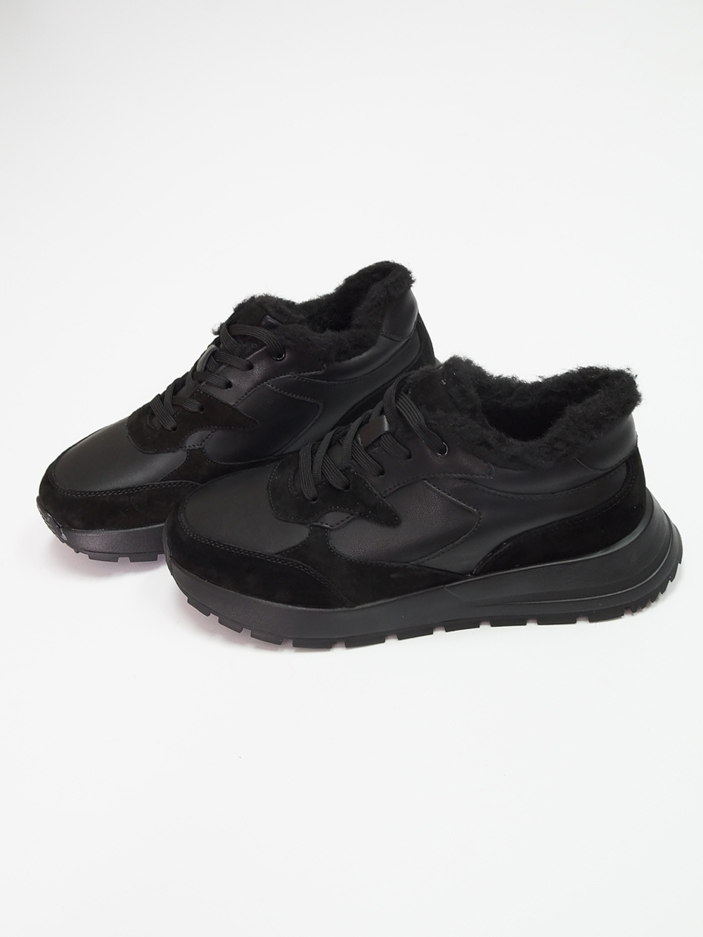 Кроссовки женские зимние