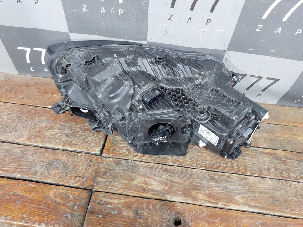 Фара левая Matrix LED Volkswagen Touareg 3 18-нв Б/У Оригинал 761941113