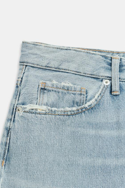 ZARA ДЖИНСОВЫЕ ШОРТЫ TRF СО СРЕДНЕЙ ПОСАДКОЙ И РАЗРЕЗАМИ, ГОЛУБОЙ
