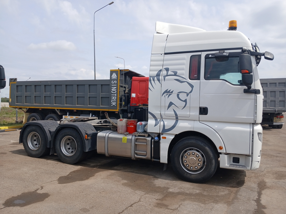 SITRAK C7H 6x4 Седельный тягач ZZ4256V364HE (Дизельный, 12,4 л, 480 л.с., АТ)