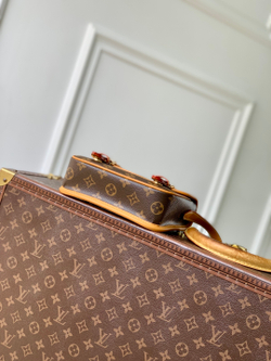 Louis Vuitton Satchel Wearable Wallet