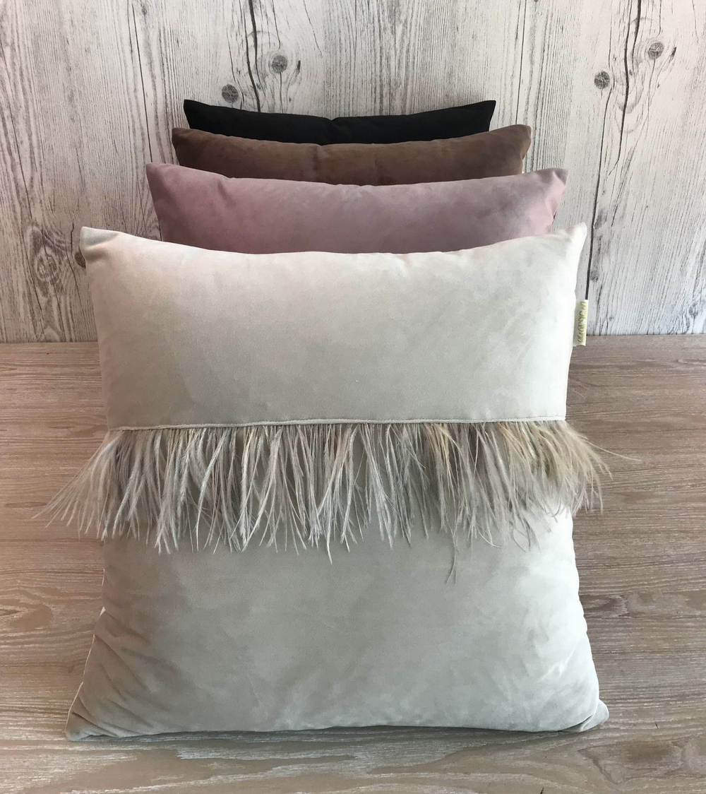 Наволочка 45х45 Sofi De MarkO Нефертити черная