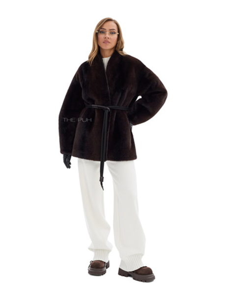 Темно-шоколадная шуба из эко-меха с поясом