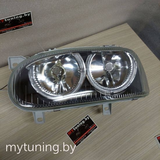 Передние фары VW Golf 3 angel eyes black