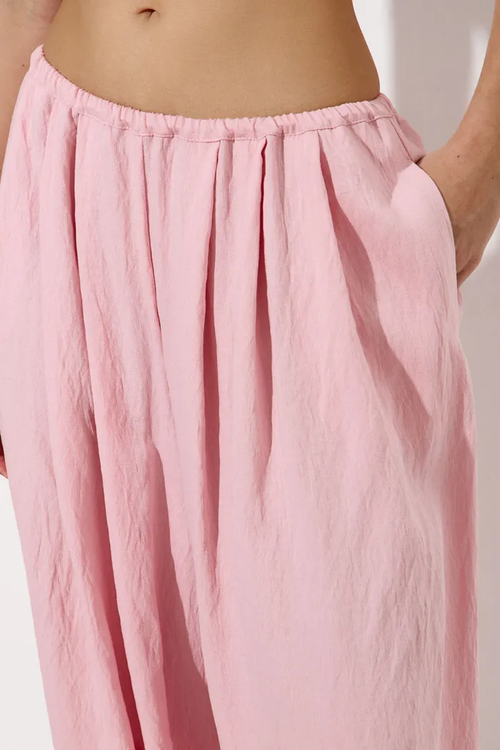 Брюки алладины из вискозы розового цвета