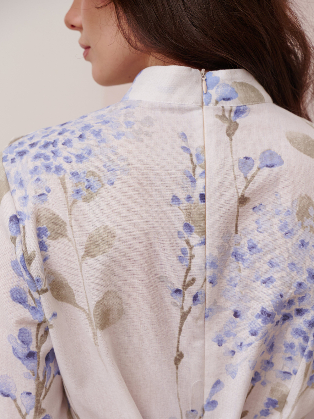 Платье с вшитой манишкой