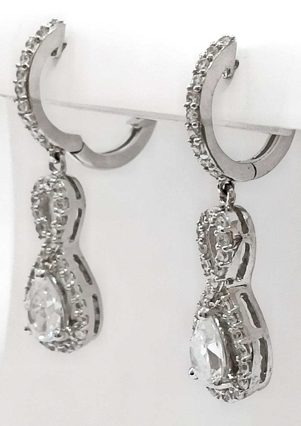 Ювелирные серьги Эстерелла