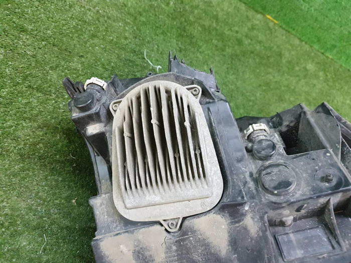 Фара левая Mercedes GLC X253 (2015-2019) LED