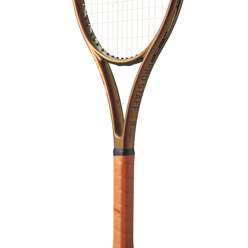 Теннисная ракеткаДетская теннисная ракетка Wilson Pro Staff 26 Junior Racket