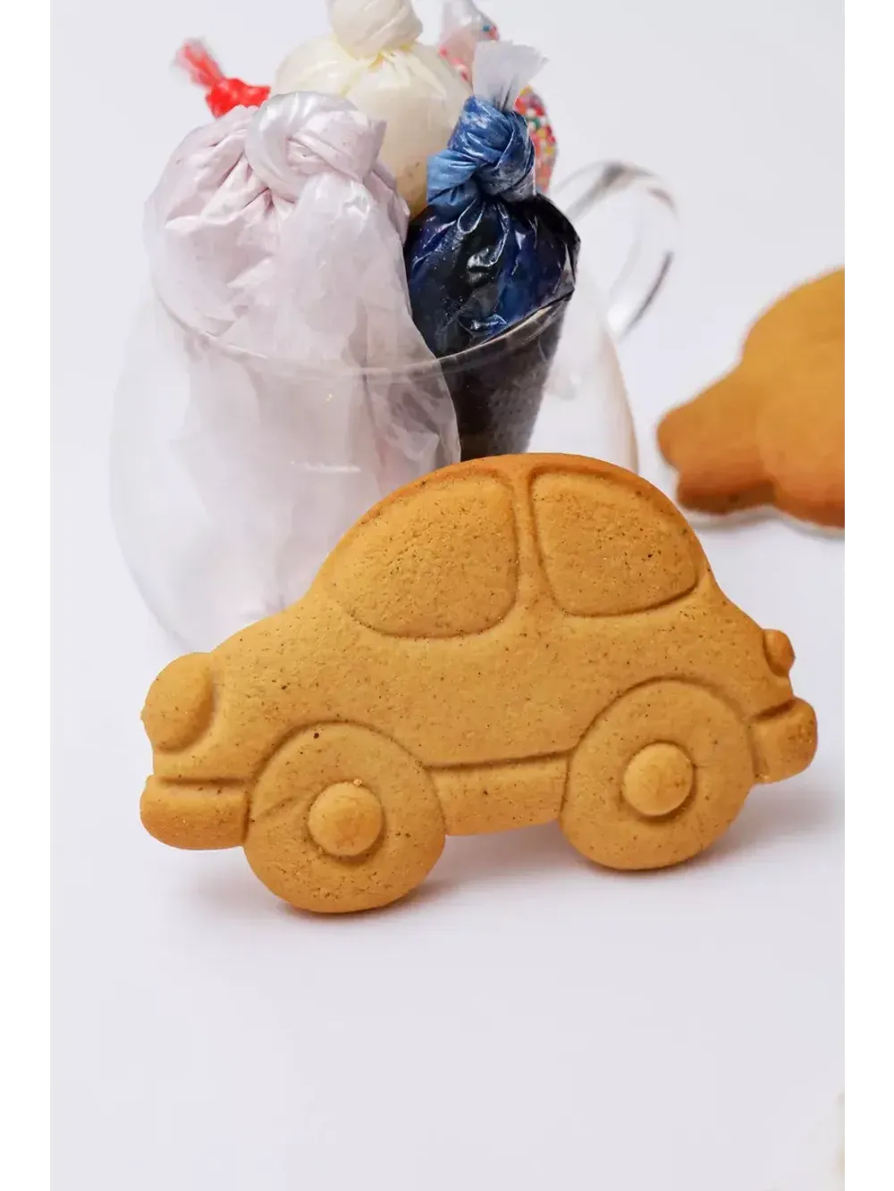 Имбирные пряники "Машинки - жуки" - 5 шт.