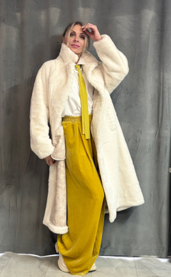 Шуба /белая /классика/ эко мех