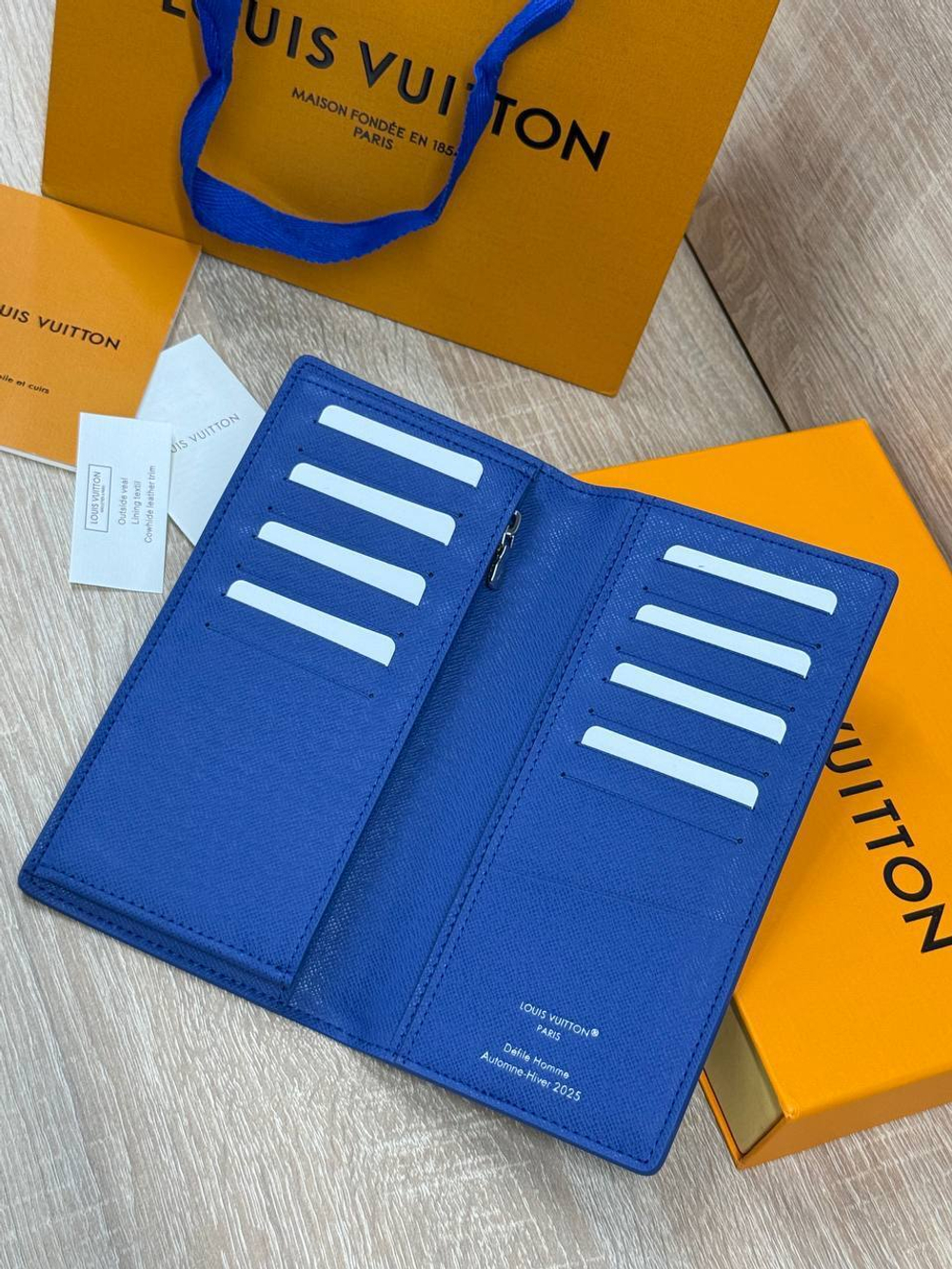 Кошелек Louis Vuitton