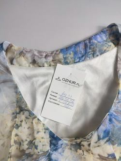 Платье с акварельными цветами 40-42 размер