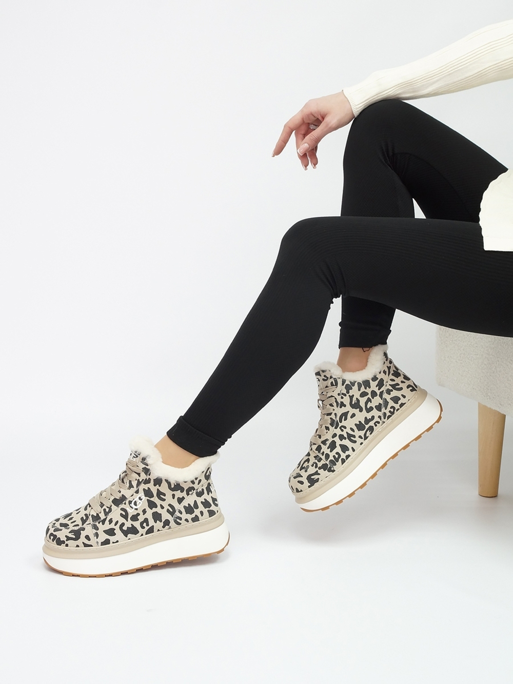 Ботинки женские зимние