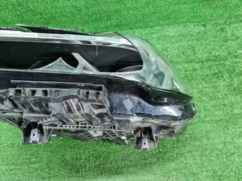 Битая Фара левая BMW X1 F48 (2019-2022) LED