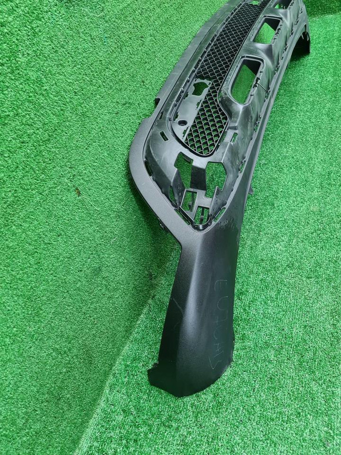 Юбка переднего бампера Mercedes GLC X253 (19-22)