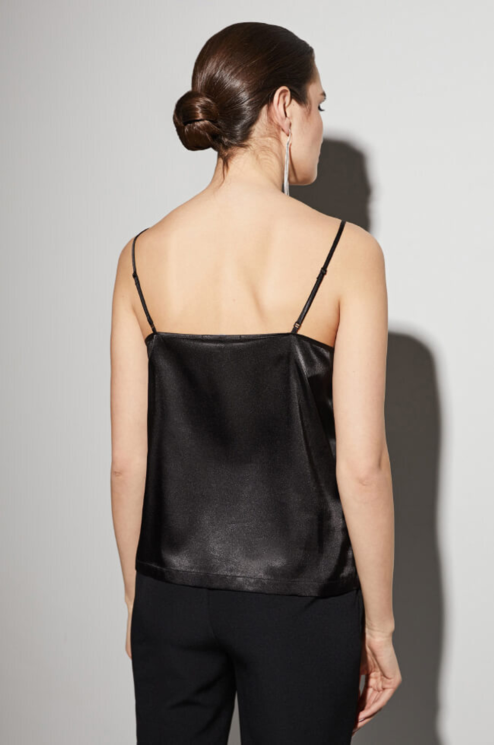 21949 Топ женский (черный)