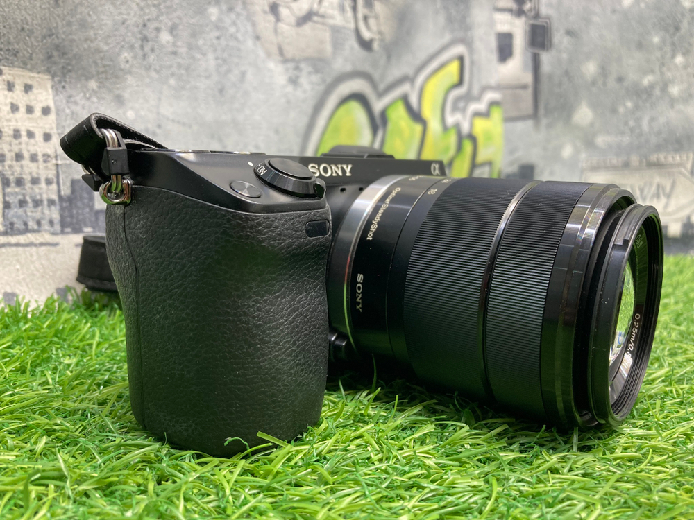 Sony NEX-7 Kit E 3.5-5.6 18-55mm OSS 900 кадров