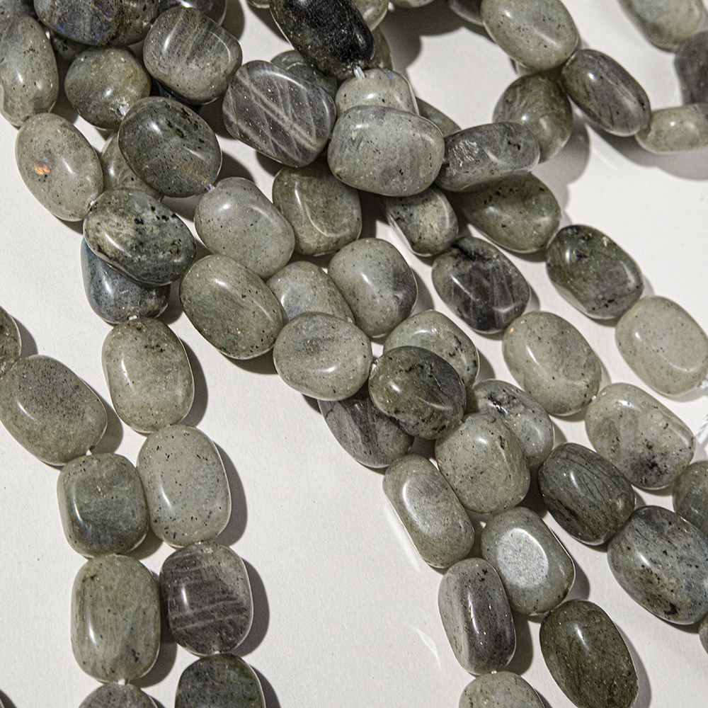 Лабрадор натуральный, фриформ 13,5-20мм