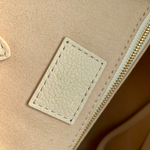 Louis Vuitton OnTheGo MM