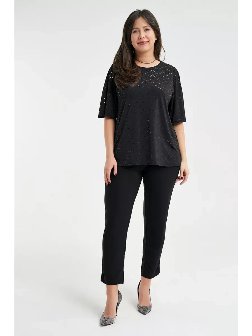 Блузка с пайетками