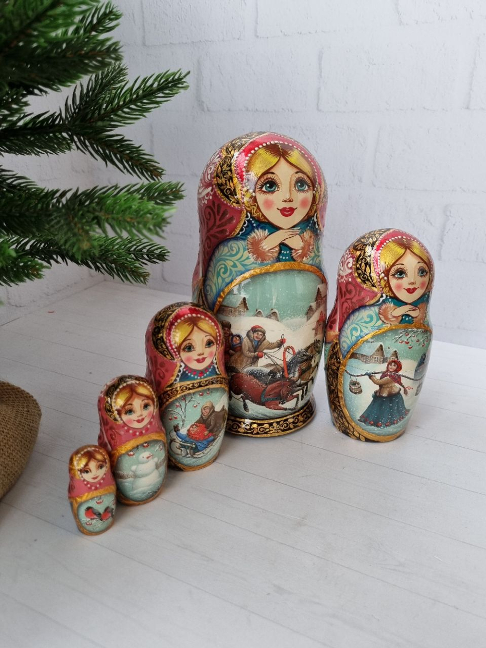 Матрешка 18см "Русская зима" 5 мест