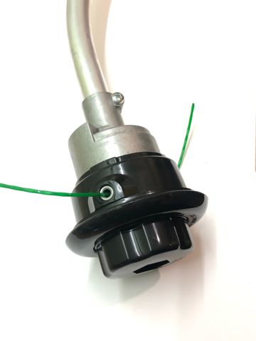 Штанга с валом и шпулей на бензотриммер OLEO-MAC SPARTA 25 .